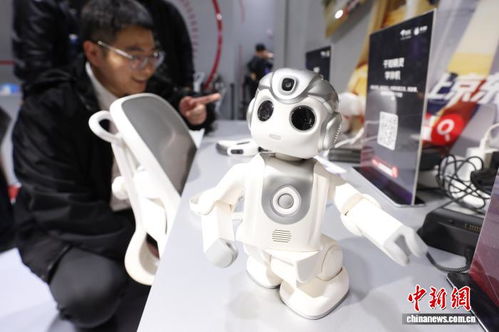 2025世界智能制造博覽會南京啟幕 智能機器人扎堆亮相，前沿裝備各展絕活